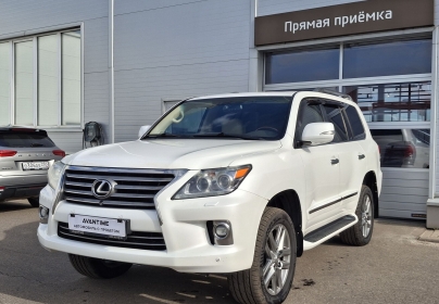 Lexus LX