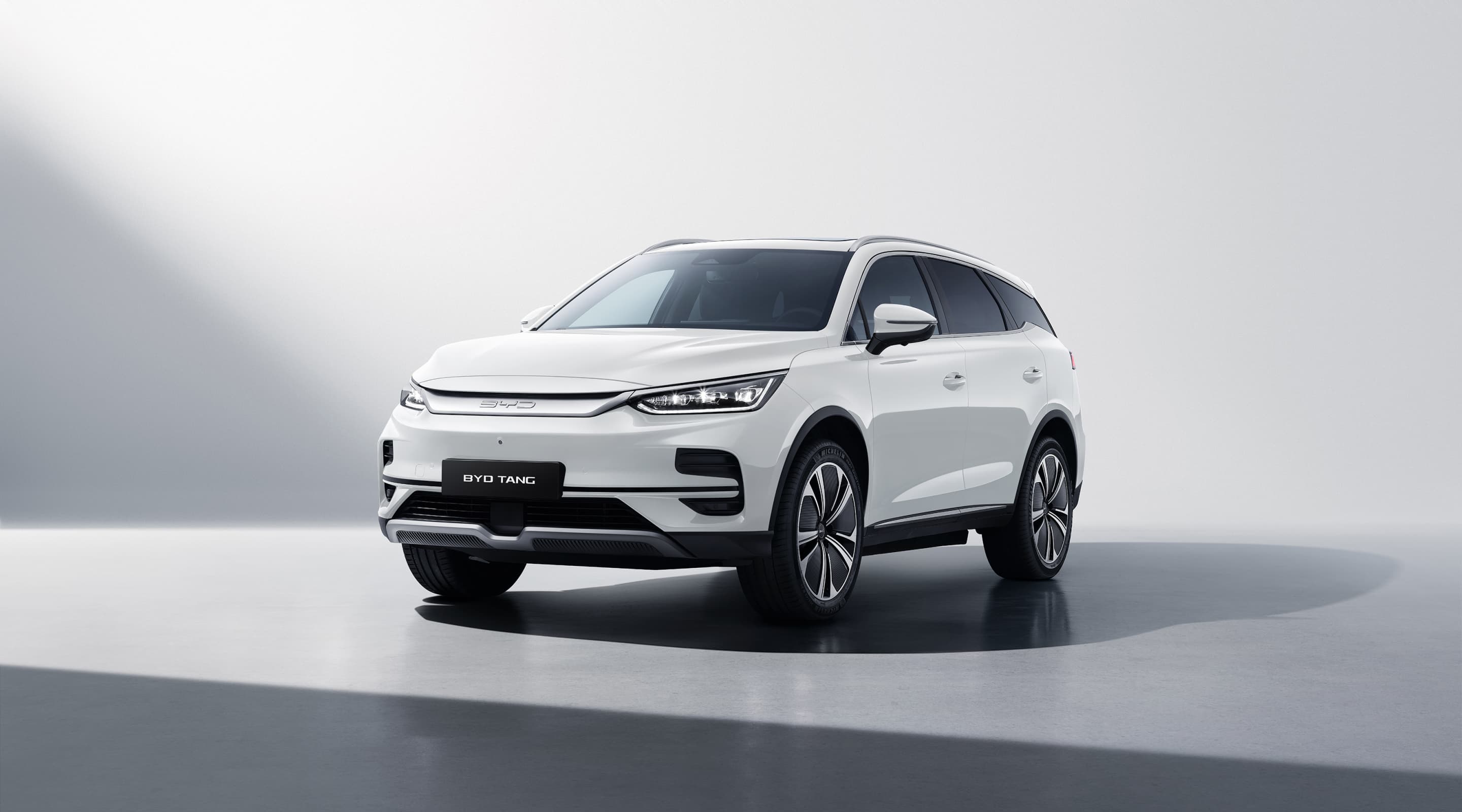 Выберите свой Haval Tang EV 90 kWh Exclusive Белый